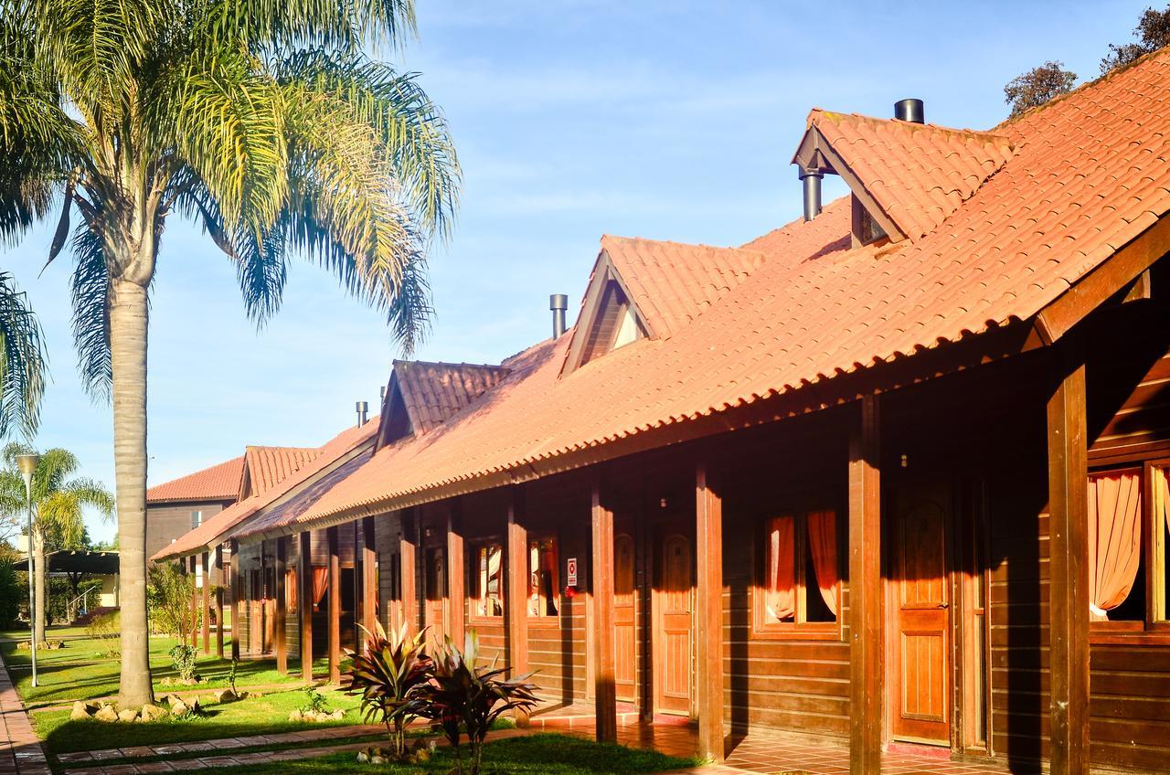 Hotel Termal Dayman Termas del Dayman Bagian luar foto